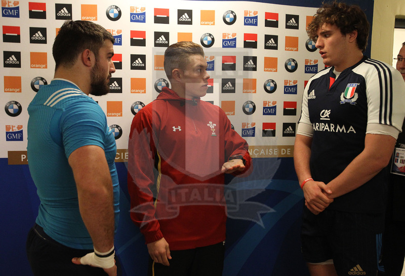 Rbs Sei Nazioni 2016 under 20, round 1, Nevers, Stade Du Pré Fleuri 05/02/2016, Francia U20 v Italia U20, il sorteggio, con Davide Fragnito. Foto Daniele Resini/Fotosportit