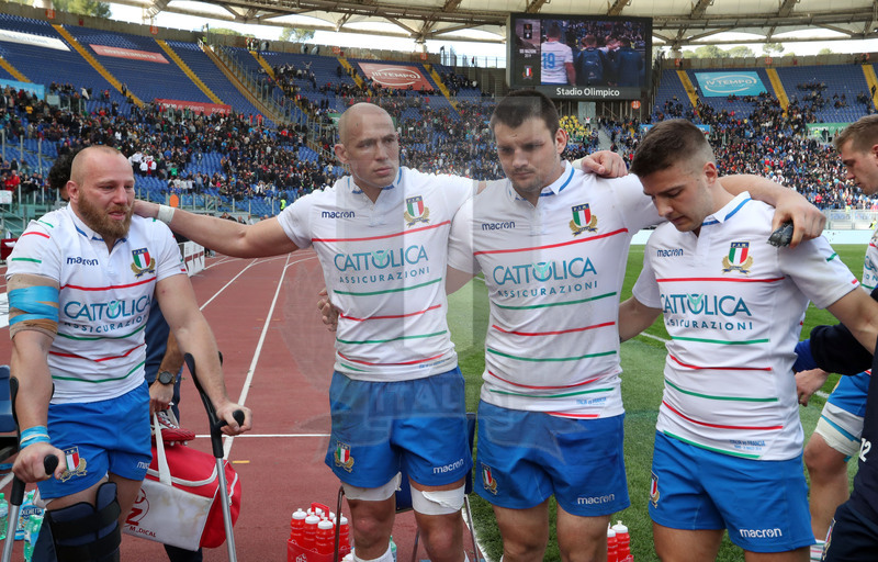 Guinness Sei Nazioni 2019, Round 5, Roma, stadio Olimpico 16/03/2019, Italia v Francia, il cerchio degli Azzurri a fine match. Foto Daniele Resini/Fotosportit