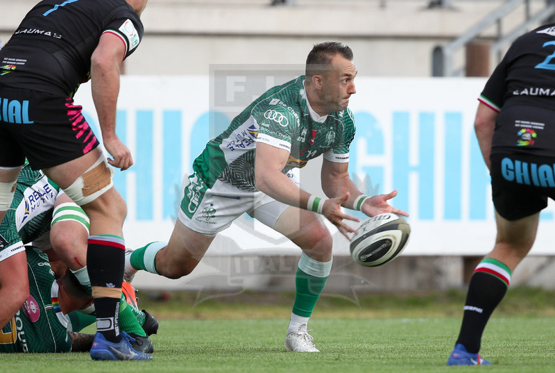Guinness PRO14 Rainbow Cup 2020-2021, Parma, Stadio Lanfranchi, 7//05/2020, Zebre vs Benetton. Dewaldt Duvenage apre palla. Foto: Roberto Bregani/Fotosportit