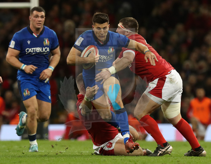 Guinness Sei Nazioni 2020, Round 1, Cardiff, Principality Stadium 01/02/2020, Galles v Italia, Tommaso Allan cerca il break con Zilocchi in sostegno. Foto Daniele Resini/Fotosportit