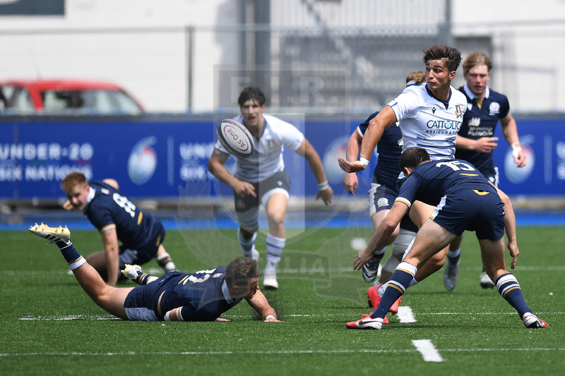 Guinness Sei Nazioni U20 2021, Cardiff, Arms Park 01/07/2021, Italia U20 v Scozia U20, off load di Lorenzo Pani.
