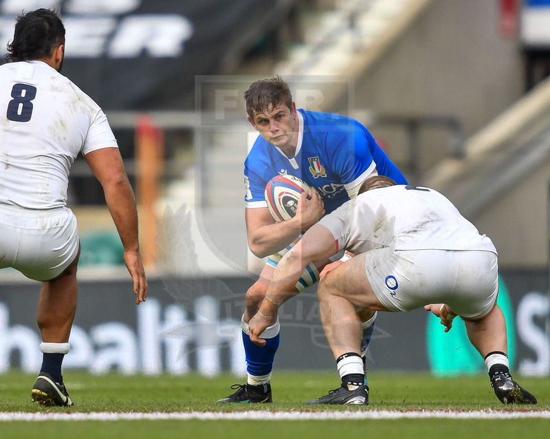 Guinness Sei Nazioni 2021, Round 2, Londra, Twickenham 13/02/2021, Inghilterra v Italia, Johan Meyer attacca su Cowan-Dickie. Foto Graig Thomas/Fotosportit