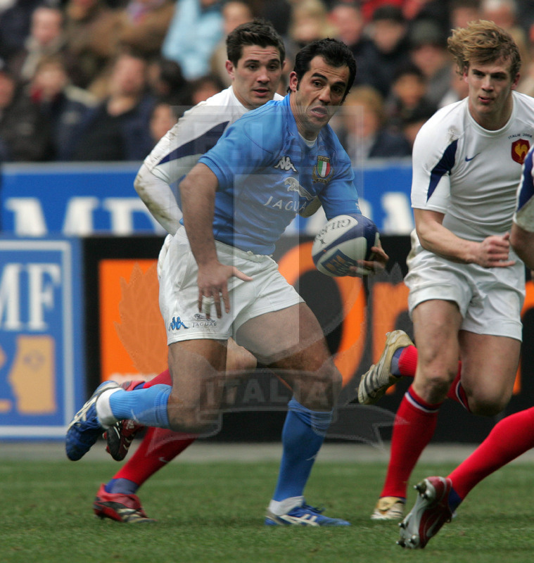 Sei Nazioni 2006, Parigi, Stade de France 25/02/2006, Francia v Italia, break di Cristian Stoica. Foto Daniele Resini/Fotosportit