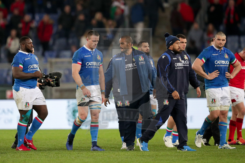 Guinness Sei Nazioni 2016, Round 2, Roma, Stadio Olimpico, 9/02/2019, Italia v Galles. Gli azzurri delusi a termine della partita. Foto Roberto Bregani/Fotosportit