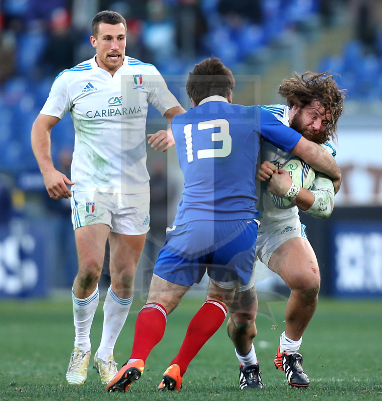 ROMA 03-02-2013 STADIO OLIMPICO RUGBY 6 NAZIONI ITALIA VS FRANCIA NELLA FOTO MARTIN CASTROGIOVANNI PLACCATO DA FLORIAN FRITZ FOTO MATTEO CIAMBELLI / FOTOSPORTIT