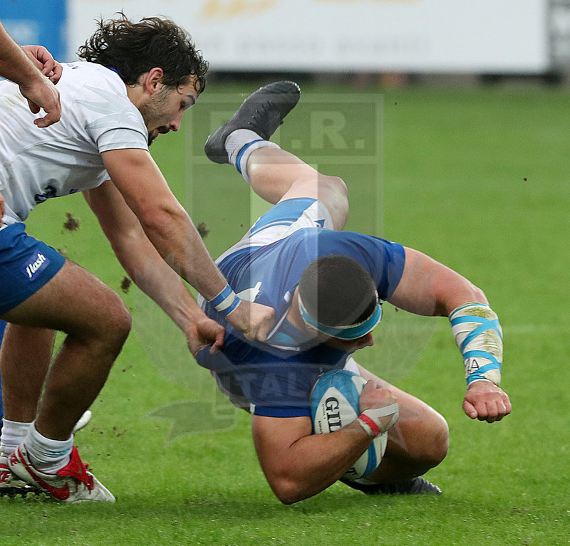 Autumn Nations Series 2021, Parma, stadio Lanfranchi 20/11/2021, Itallia v Uruguay, Danilo Fischetti portato a terra. Foto Daniele Resini/Fotosportit