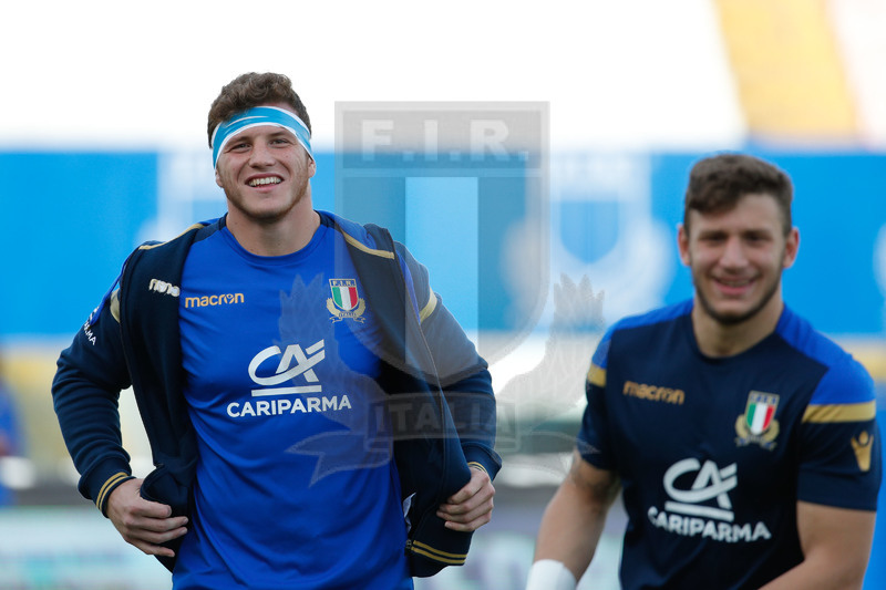 Credit Agricole Cariparma Test Match 2017, Catania, Stadio Massimino, 11-11-2017, Italia v Fiji. Giovanni Licata e, dietro, Matteo Minozzi durante il warm-up. Foto: Roberto Bregani / Fotosportit