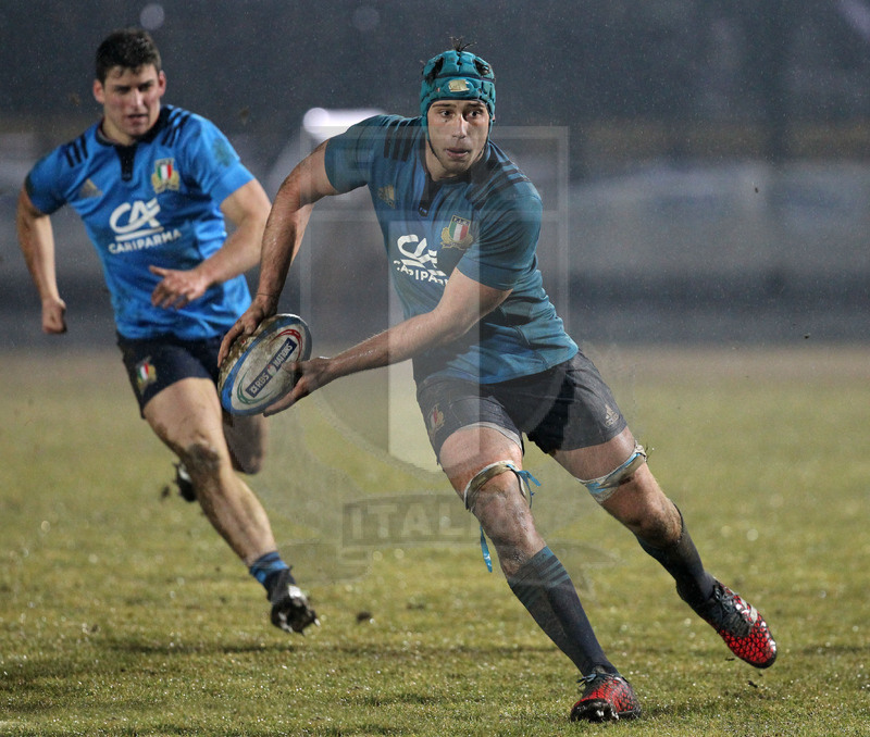 RBS Sei Nazioni 2017, Legnano, stadio Mari 03/02/2017, Italia U20 v Galles U20, Michelangelo Biondelli muove palla.