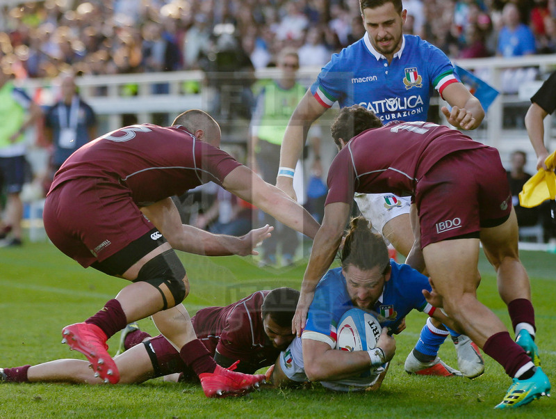 Cattolica Test Match 2018, Firenze, stadio Artemio Franchi 10/11/2018, Italia v Gorgia,Michele Campagnaro bloccato da quattro georgiani. Foto: Roberto Bregani7Fotosportit