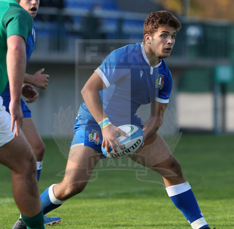 Test match U18, Trviso, stadio di Monigo, Italia U18 v Irlanda U18, un break di Tommaso Simoni. Foto Daniele Resini/Fotosportit