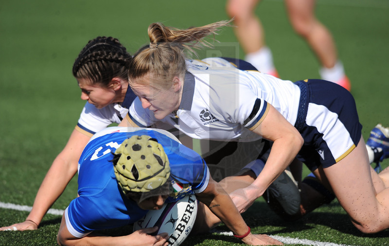 Guinness Sei Nazioni Donne 2021, Glasgow, Scoststoun Stadium 17/04/2021, Scozia Donne v Italia Donne, la meta di Beatricem Rigoni. Foto David Gibson/Fotosportit