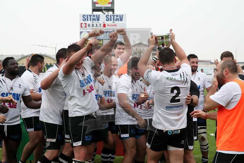 Rugby, Finale Serie A, Piacenza, Stadio Beltrametti, 9/06/2019, SITAV Lyons Piacenza v HSB Rugby Colorno. La festa dei giocatori del Sitav Lyons Piacenza. Foto Roberto Bregani/Fotosportit.