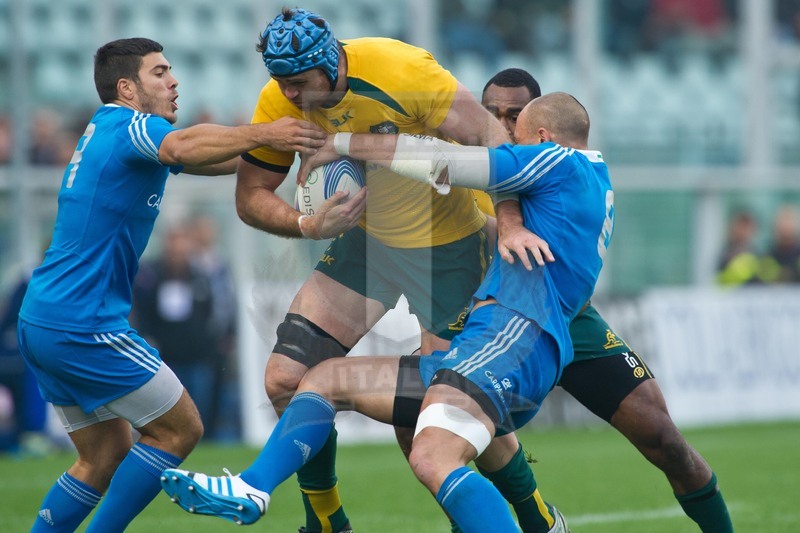 Cariparma Test Match 2013 - 09/11/2013 - Torino, Stadio Olimpico - Italia v Australia - Foto Elena Barbini-Edoardo Gori e Sergio Parisse fermano l\