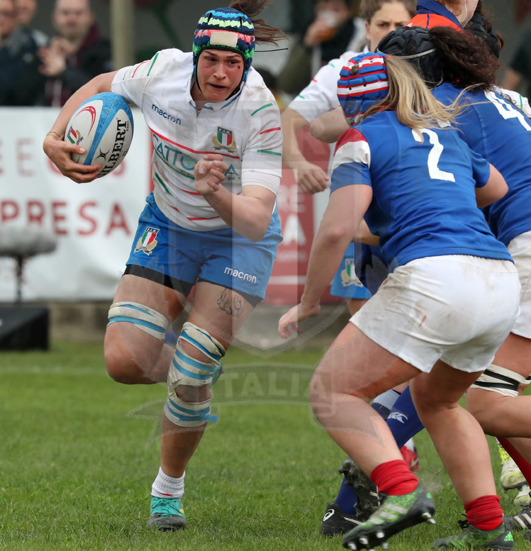 Guinness Sei Nazioni 2019 Donne, Padova, stadio Plebiscito 17/03/2017, Italia Donne v Francia Donne, una carica di Giordana Duca. Foto Daniele Resini/Fotosportit