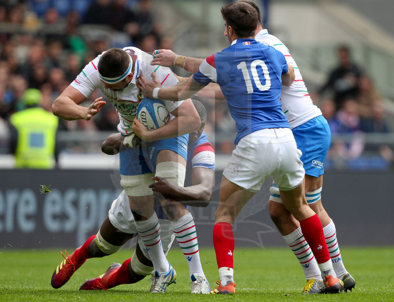 Guinness Sei Nazioni 2019, Round 5, Roma, Stadio Olimpico, 16/03/2019, Italia v Francia. Una carica di David Sisi, placcato da Yacouba Camara. Foto Roberto Bregani/Fotosportit