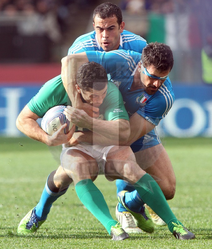 Sei Nazioni 2013, Roma, stadio Olimpico 16/03/2013, Italia v Irlanda, Andrea Masi prende Kearney. Canale assiste.