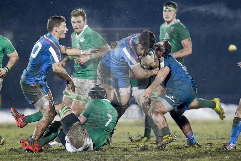 6 Feb 2015; Una percussione di Dennis Bergamin RBS 6 Nations U20 2015, Italy U20 v Ireland U20, Stadio Pozzo Lamarmora, Biella, Italy. Picture credit: Roberto Bregani / SPORTSFILE