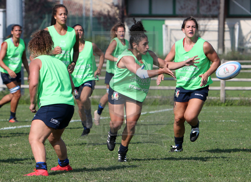 Raduno Nazionale Italiana Donne, Parma, Cittadella del Rugby 13/09/2020, Lucia Cammarano muove palla. Foto Daniele Resini/Fotosportit
