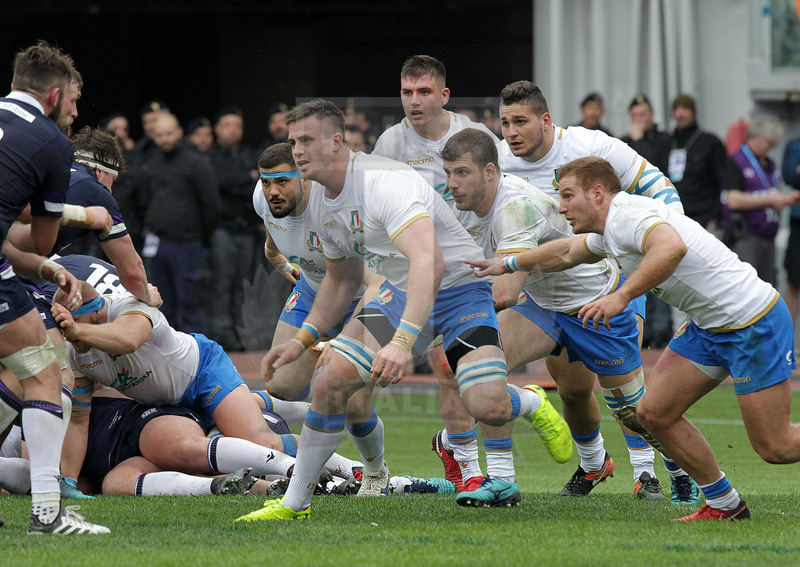 Natwest Sei Nazioni 2018, round 5, Roma stadio Olimpico 17/03/2018, Italia v Scozia, pressione difensiva degli Azzurri. Foto Daniele Resini/Fotosportit