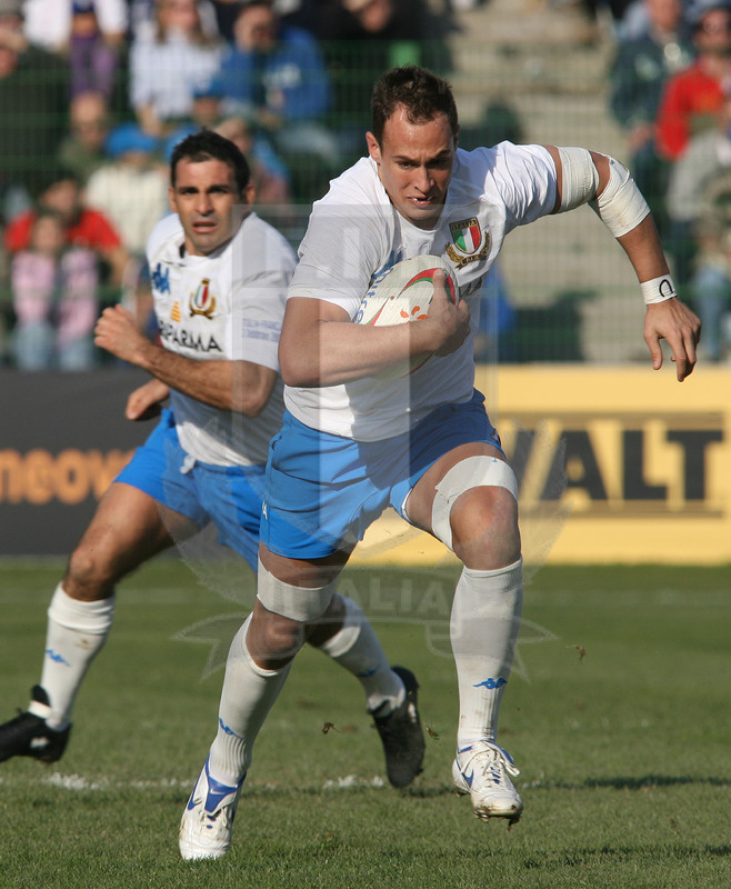 Sei Nazioni 2007, Roma, stadio Flaminio 03/02/2007, Italia v Francia, Sergio Parisse con Scanavacca in sostegno. Foto Daniele Resini/Fotosportit