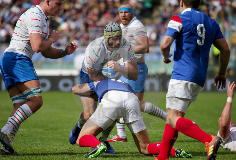 Guinness Sei Nazioni 2019, Round 5, Roma, Stadio Olimpico, 16/03/2019, Italia v Francia. Angelo Esposito placcato da Wesley Fofana. Foto Roberto Bregani/Fotosportit