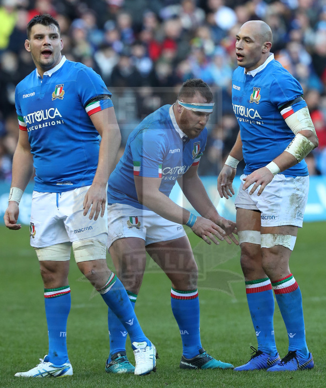 Guinness Sei Nazioni 2018, Round 1, Edimburgo, Murrayfield 02/02/2019, Scozia v Italia, Sisi, Lovotti e Parisse si schierano in touche. Foto David Gibson/Fotosportit