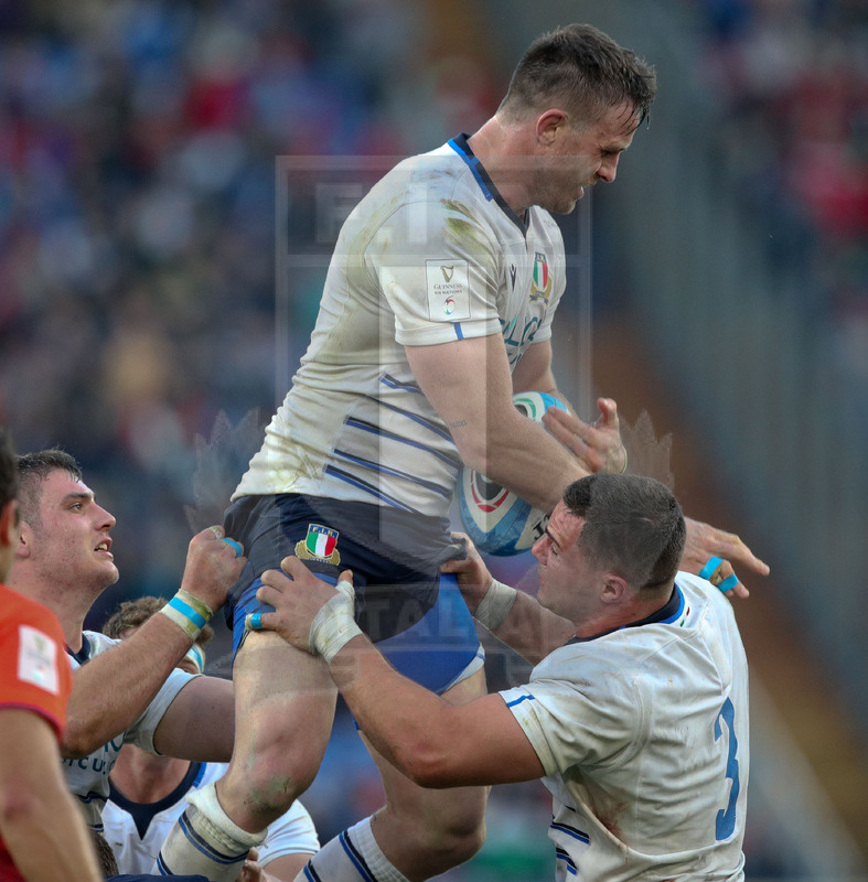 Guinness Sei Nazioni 2020, Round 3, Roma, Stadio Olimpico, 22/02/2020, Italia v Scozia. Abraham Steyn in touche con Giosuè Zilocchi. Foto Roberto Bregani/Fotosportit