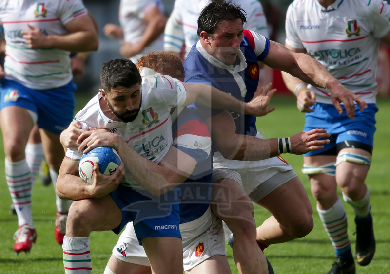 Guinness Sei Nazioni 2019, Round 5, Roma, Stadio Olimpico, 16/03/2019, Italia v Francia. Tito Tebaldi placcato da Felix Lambey. Foto Roberto Bregani/Fotosportit