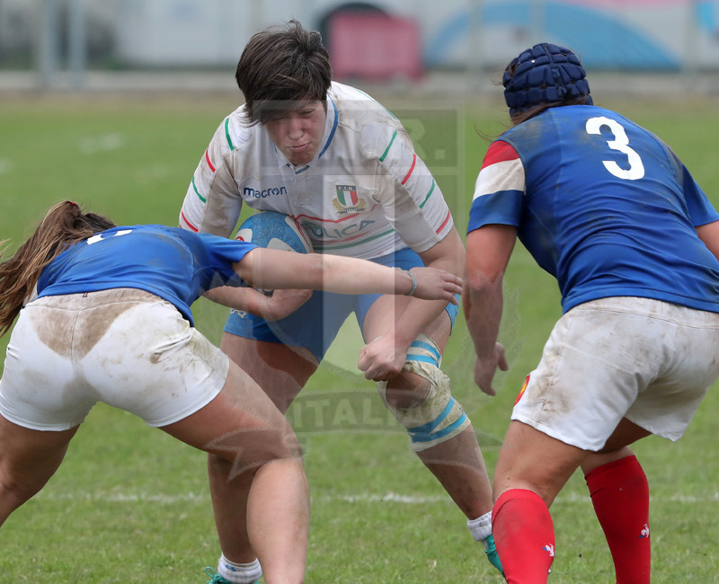 Guinness Sei Nazioni 2019 Donne, Padova, stadio Plebiscito 17/03/2017, Italia Donne v Francia Donne, una carica di Valentina Ruzza. Foto Daniele Resini/Fotosportit