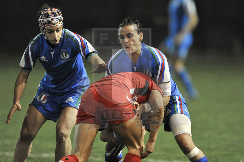 Rbs Sei Nazioni Donne 2015, Padova, stadio Plebiscito, 21-03-2015, Italia Donne v Galles Donne, Sara Barattin placca difende con Michela Sillari in sostegno.
