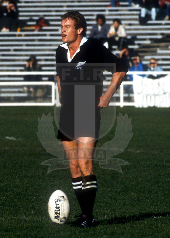 Rugby World Cup 1987, Pool 3, Auckland, Eden Park 22/05/1987, Nuova Zelanda v Italia, Grant Fox al calcio piazzato. Foto Daniele Resini/Fotosportit