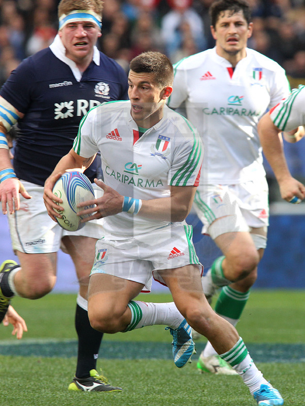 RBS Sei Nazioni 2014, Roma, stadio Olimpico 22/02/2014, Italia v Scozia, Tommaso Allan. Dietro, Low e Zanni. Foto Daniele Resini/Fotosportit