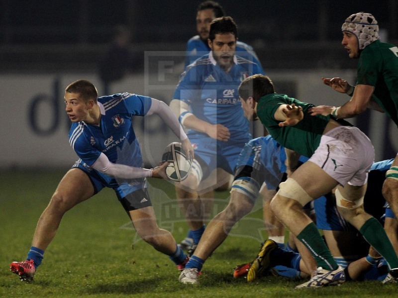 Rbs Sei Nazioni 2014 U20, Athlone, Dubarry Park 07/03/2014, Irlanda U20 v Italia U20, Maicol Azzolini apre palla. Foto Pat Murphy/Fotosportit