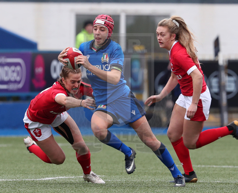 Guinness Sei Nazioni Donne 2020, Cardiff, Arms Park 02/02/2020 Galles Donne v Italia Donne, un break di Vittoria Ostuni Minuzzi. Foto Daniele Resini/Fotosportit