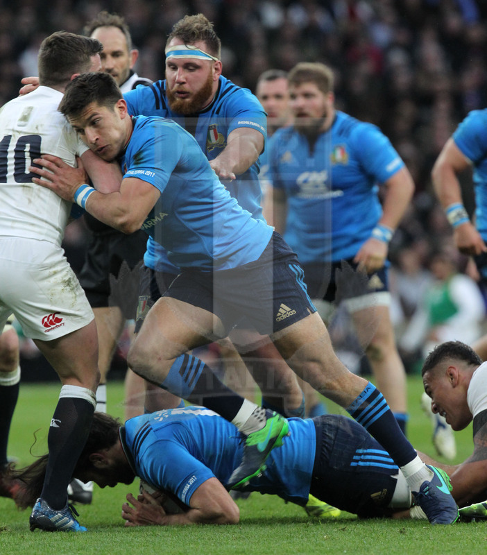 RBS Sei Nazioni 2017, Londra, Twickenham 26/02/2017, Inghilterra v Italia, sostegno di Tommaso Allan e Andrea Lovotti su McLean placcato da Huges. Foto Daniele Resini/Fotosportit