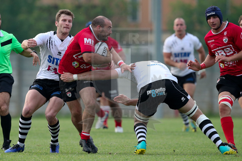 Rugby, Finale Serie A, Piacenza, Stadio Beltrametti, 9/06/2019, SITAV Lyons Piacenza v HSB Rugby Colorno. Matteo Canni a contatto con Lorenzo Robin Massell. Foto Roberto Bregani/Fotosportit.