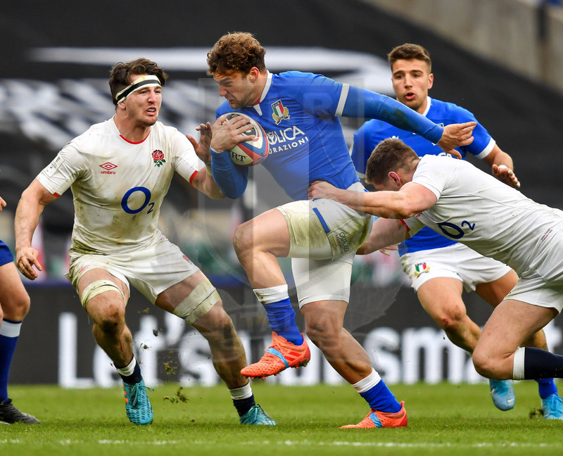 Guinness Sei Nazioni 2021, Round 2, Londra, Twickenham 13/02/2021, Inghilterra v Italia, Federico Mori preso da Farrel. Foto Graig Thomas/Fotosportit