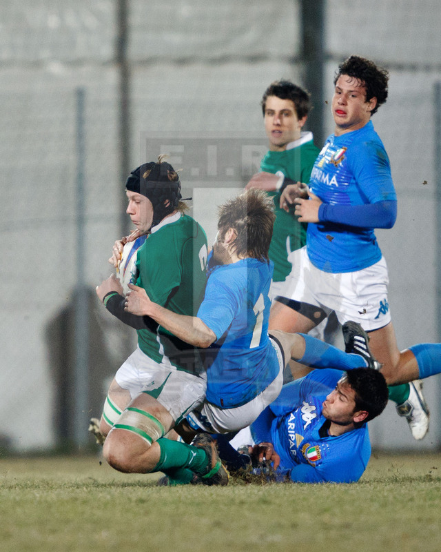RBS 6 Nazioni Under 20 2011, Parma, Stadio XXV Aprile, 4/02/2011, Italia U20 v Irlanda U20. Aaron Conneely viene placcato da Marco Gennari