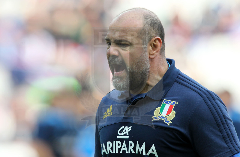 Rbs Sei Nazioni 2016, round 1, Parigi, Stade de France 06/02/2016, Francia v Italia, warm-up, Giampiero De Carli, allenatore degli avanti. Foto Daniele Resini/Fotosportit