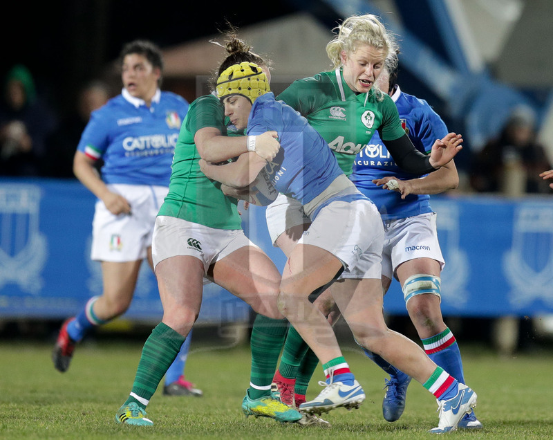 Guinness Sei Nazioni 2019 Donne, Round 3, Parma, Stadio Lanfranchi, 23/02/2019, Italia Donne v Irlanda Donne. Una carica di Beatrice Rigoni. Foto: Roberto Bregani/Fotosportit
