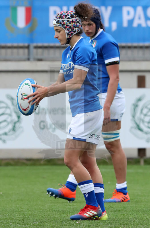 Sei Nazioni Donne 2021, Parma, stadio Lanfranchi 10/04/2021, Italia v Inghilterra, Michela Sillari al calcio di avvio. foto Daniele Resini/Fotosportit
