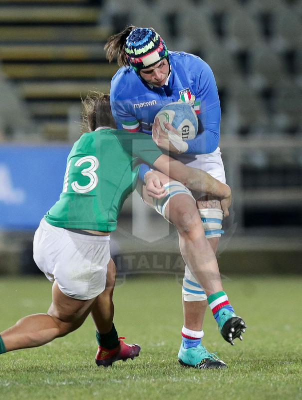 Guinness Sei Nazioni 2019 Donne, Round 3, Parma, Stadio Lanfranchi, 23/02/2019, Italia Donne v Irlanda Donne. Giordana Duca placcata da Sene Naoupu. Foto Roberto Bregani/Fotosportit