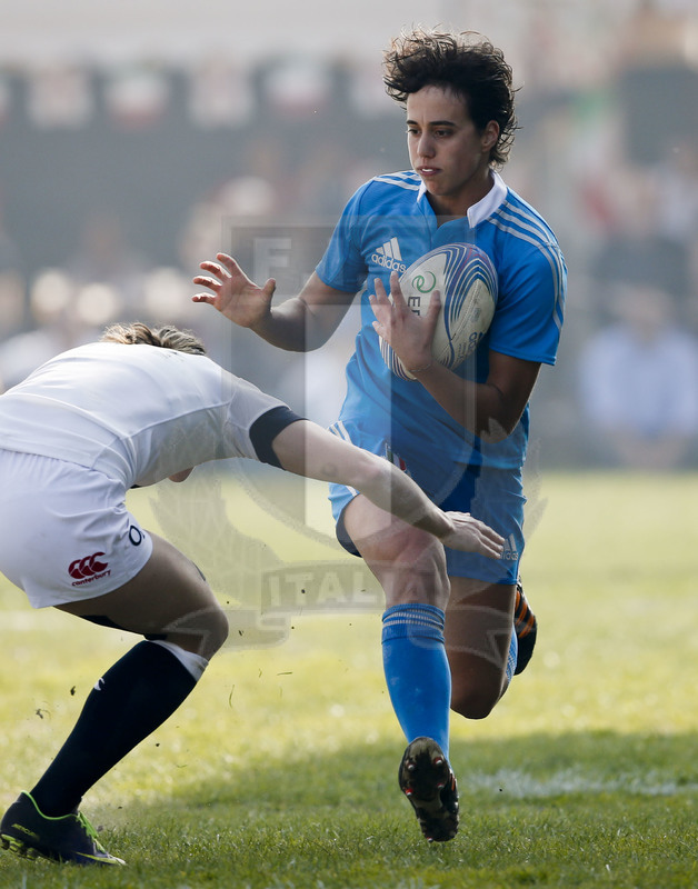 RBS 6 Nazioni Femminile 2014, Rovato (BS), Stadio Giulio e Silvio Pagani, 16-03-2014, Italia v Inghilterra. Manuela Furlan placcata da Katherine Merchant. Foto: Roberto Bregani