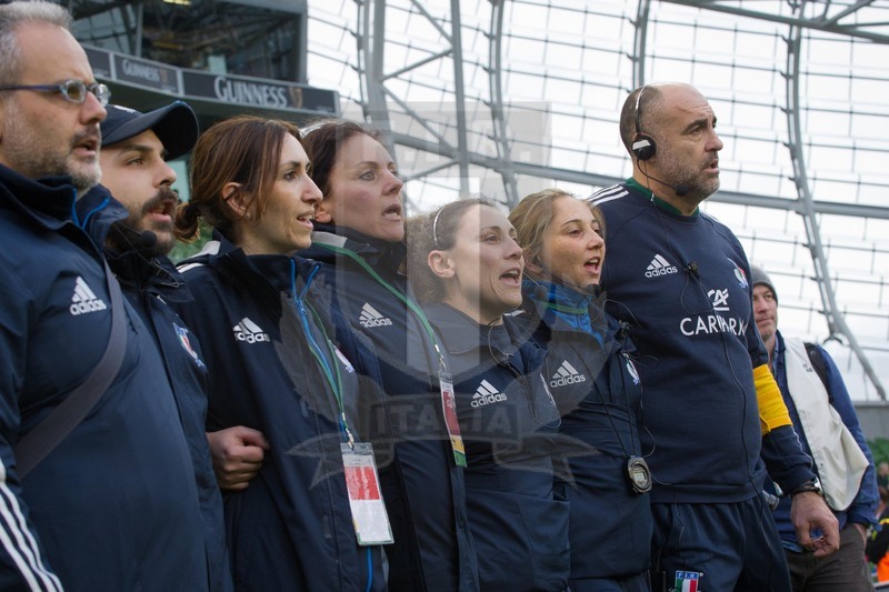 Rbs Sei Nazioni Donne 2014, Dublino, Aviva Stadium, 08/03/2014, Italia v Irlanda.Foto Elena Barbini.Lo staff della squadra italiana durante l\