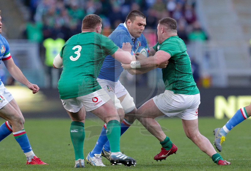 Guinness Sei Nazioni 2019, Round 3, Roma, Stadio Olimpico, 24/02/2019, Italia v Irlanda. David Sisi attaccato da Dave Kilcoyne (des) e Tadhg Furlong. Foto Roberto Bregani/Fotosportit