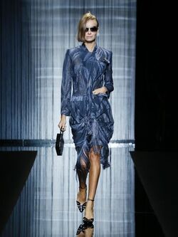 Giorgio Armani womenswear spring summer 2017 fashion show. Charmani The lightness of the body