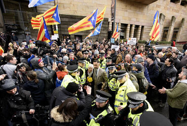 Catalan Politician Clara Ponsati granted bail in Edinburgh