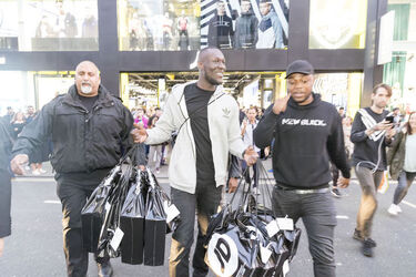 Stormzy shuts down London on double decker bus