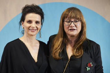  Women in Action award to Juliette Binoche