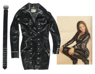 Beyonc&eacute; and Lady Gaga Outfits to be Auctioned